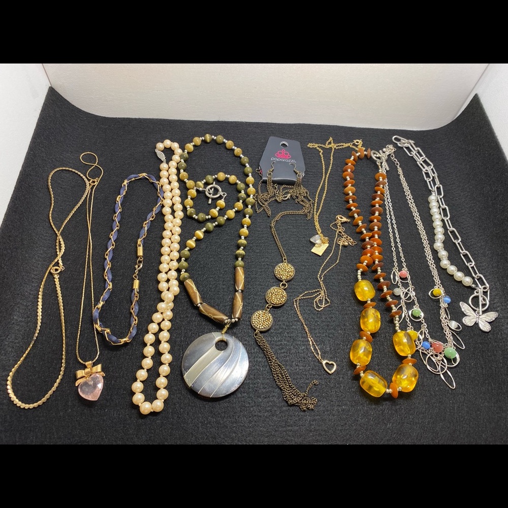 Vintage fashion costume necklace lot